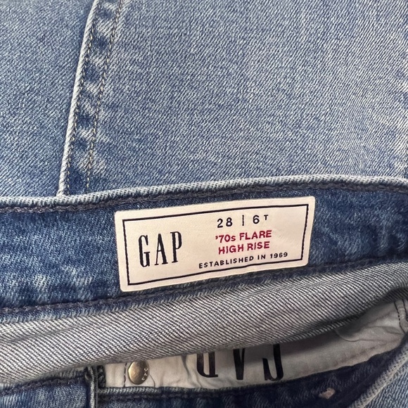 gap high rise patched 90's flare jeans size 6T - Picture 9 of 10